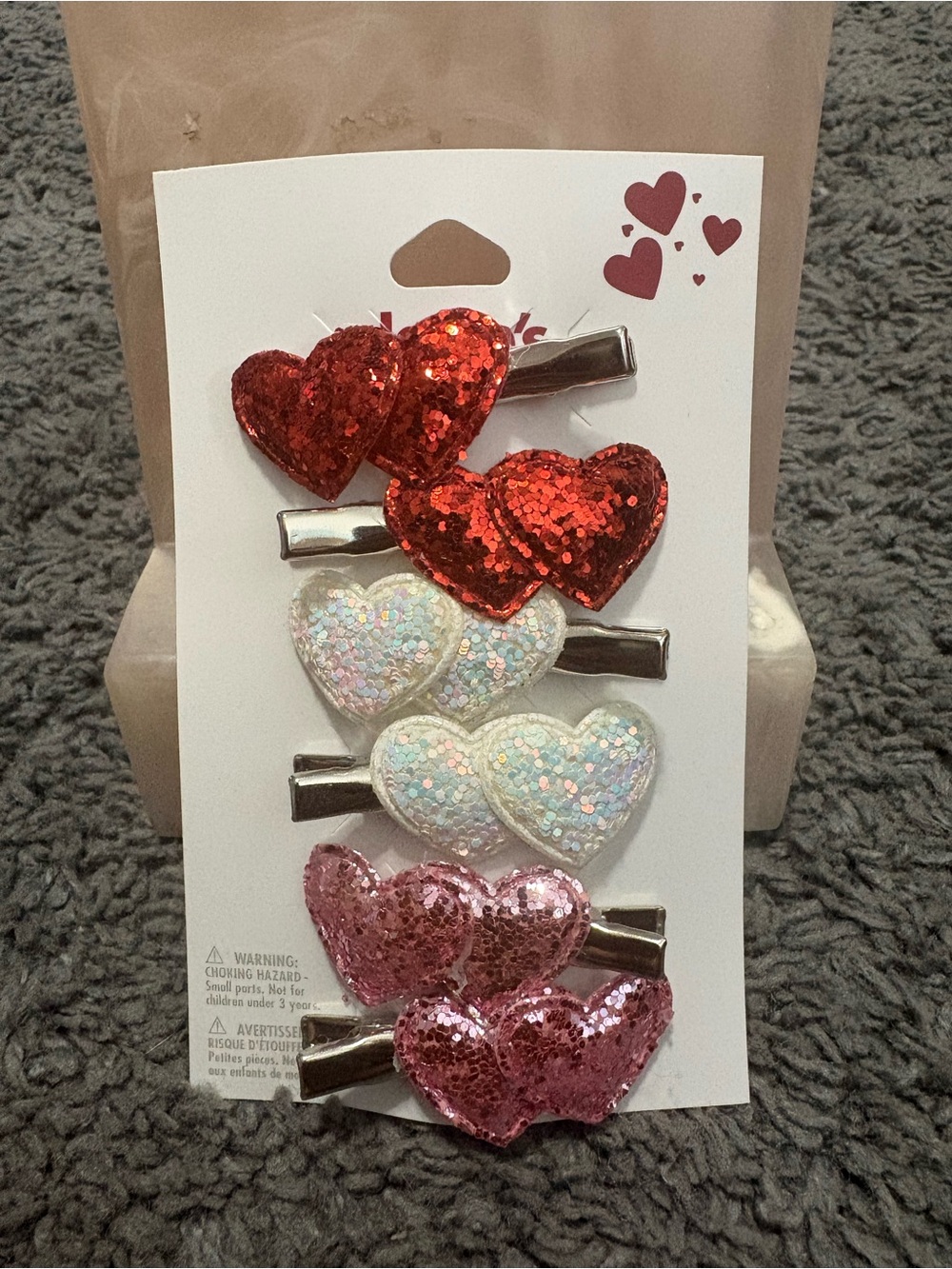 NWT Claire’s set of 6 heart hair clips - 2 red, 2 white, & 2 pink